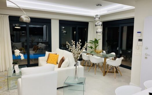 Villa à Pueblo, Daya Nueva | EE4897