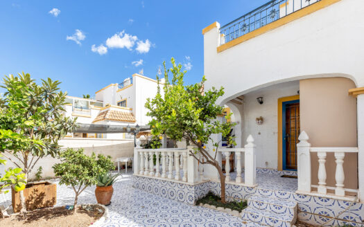 Casa de Pueblo en Torrevieja | Torrevieja | 6841