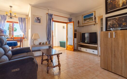 Apartamento en Punta Prima, Torrevieja | EE7901