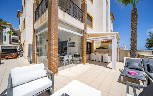 Apartment in Guardamar del Segura, Guardamar Del Segura | EE8177