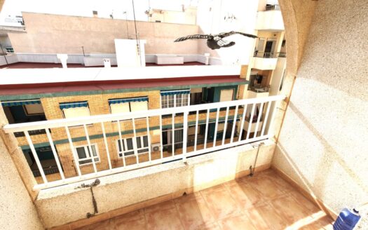 Apartamento en Torrevieja | Playa Del Cura | 8338