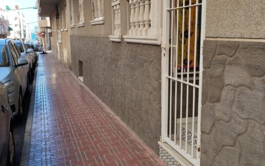 Apartamento en Torrevieja | Playa Del Cura | 8996