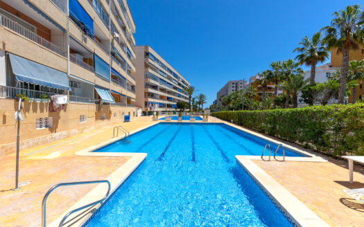 Apartment in Rocio Del Mar, Torrevieja | EE9166