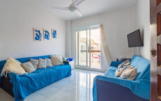 Penthouse in Playa de Los Naufragos, Torrevieja | EE9326