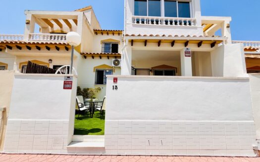 Casa de Pueblo en Orihuela Costa |  | 8460