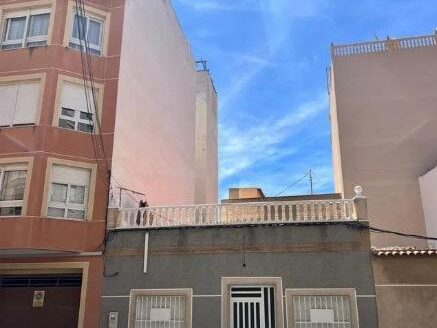 Casa de Pueblo en Torrevieja | Centro | 8903