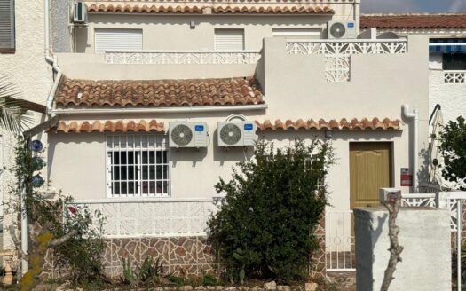 Casa de Pueblo en Torrevieja |  | 8814