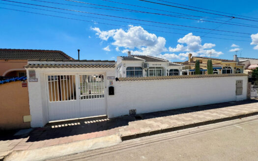 Casa de Pueblo en Torrevieja |  | 8556