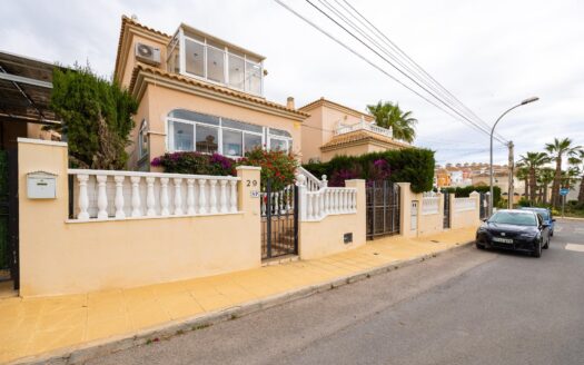 Villa en Orihuela Costa | Villamartín-las Filipinas | 8830