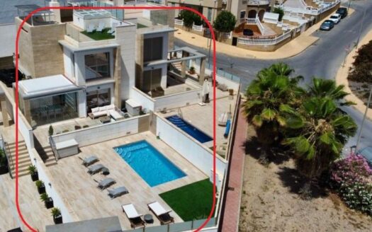 Villa en Orihuela Costa |  | 8400