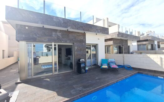 Villa en Orihuela Costa |  | 8570