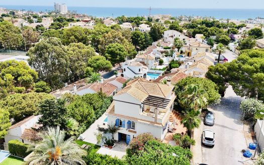 Villa en Orihuela Costa |  | 8836