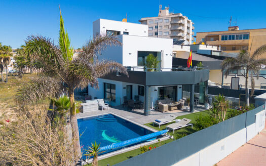 Villa en Torrevieja | Rosaleda | 8883