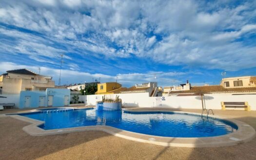 Villa in Torrevieja | EE8350
