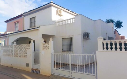 Villa en Torrevieja | | 8350