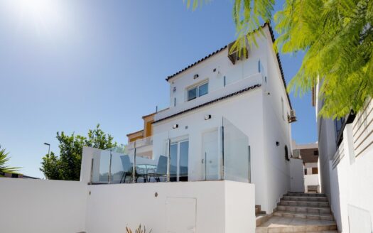 Villa en Torrevieja | aguas nuevas | 8649