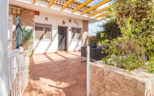 Apartment in Mil Palmeras, Pilar de la Horadada | EE9453