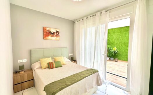 Apartamento en Torrevieja | Playa Del Cura | 9498