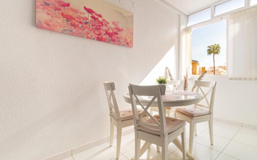 Apartamento en Punta Prima, Torrevieja | EE10041