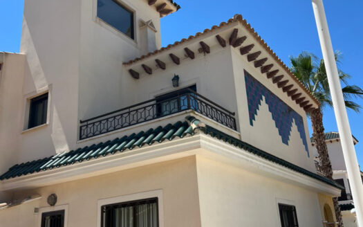 Townhouse in Ciudad Quesada | EE10205