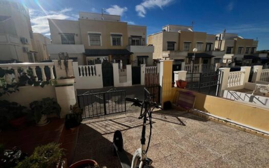 Townhouse in Orihuela Costa | EE10092