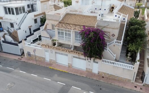 Casa de Pueblo en Orihuela Costa |  | 9877