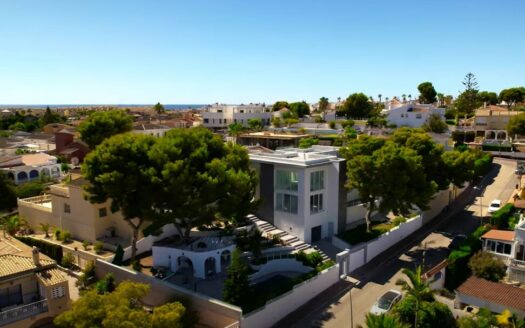 Villa en Torrevieja | Los Balcones | 10190