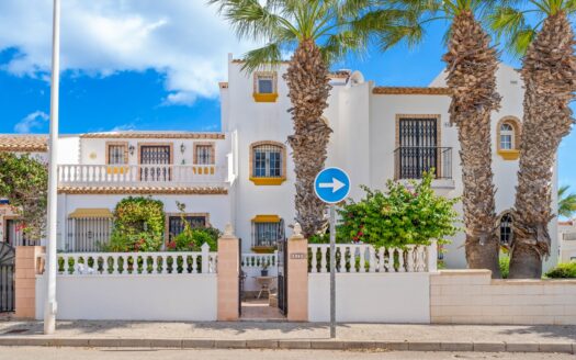 Villa in La Zenia, Orihuela Costa | EE10235