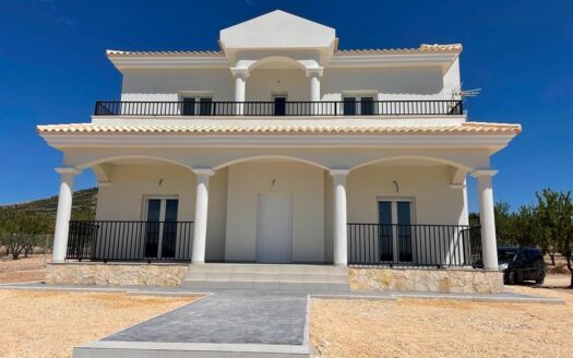 Villa en Pinoso | Camino del Prado | 9570