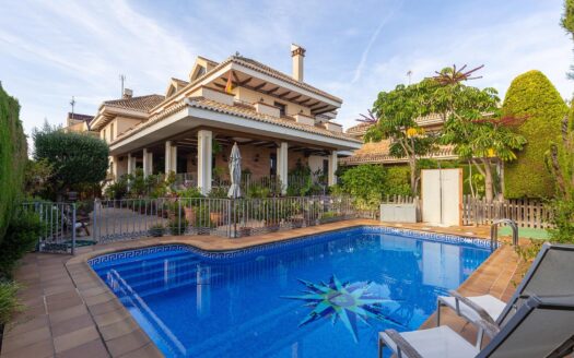 Villa à La Veleta, Torrevieja | EE9504