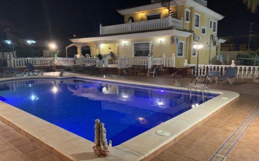 Villa en Torrevieja |  | 9932