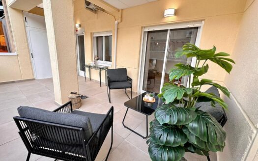 Apartment in Playa Del Cura, Torrevieja | EE10327