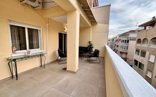 Apartamento en Torrevieja | Playa Del Cura | 10327