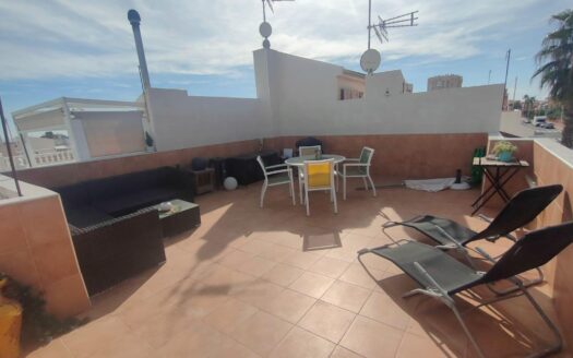 Apartment in Rosaleda-Los Frutales, Torrevieja | EE10326