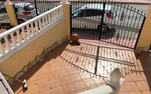 Maison de ville à Villamartín-Las Filipinas, Orihuela Costa | EE10262