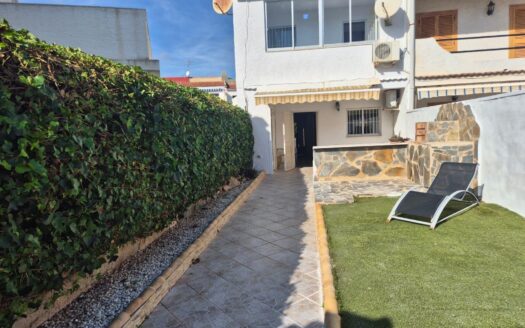 Casa de Pueblo en Torrevieja | Los Balcones | 10406