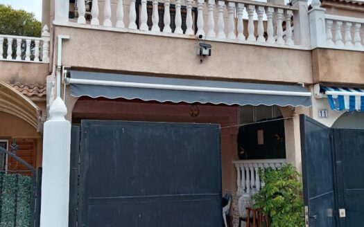 Maison de ville à Torrevieja | EE10292