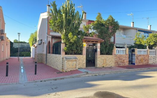 Casa de Pueblo en Torrevieja |  | 10619
