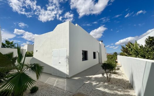 Villa in Atalaya Park, Rojales | EE10588