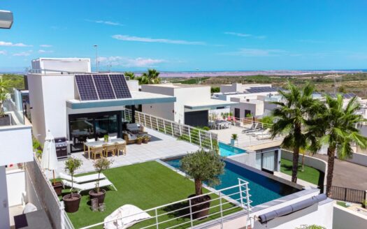 Villa in San Miguel de Salinas | EE10578