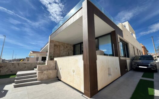 Villa in La Mata, Torrevieja | EE10330