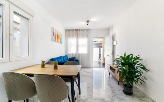 Villa en Torrevieja | EE10561