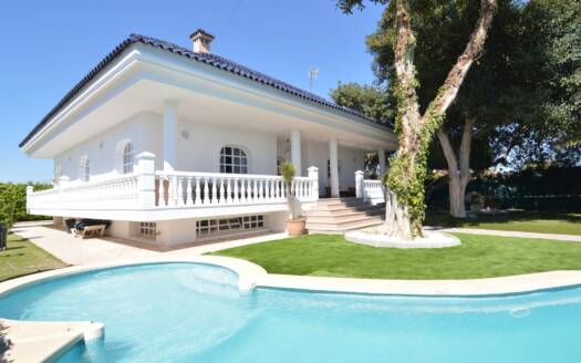 Villa in Torreta-Florida – EE7020