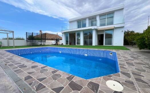 Villa in La Marina, San Fulgencio – EE7090