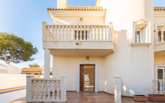 Villa in Cabo Roig, Orihuela Costa – EE7127