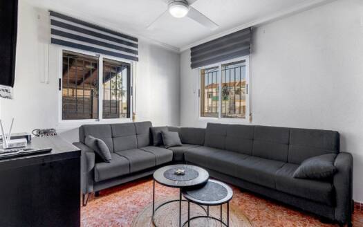 Townhouse in Jardin del Mar – EE7156