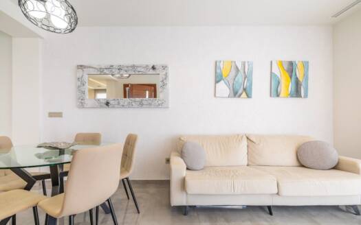 Villa in Los Altos – EE7596