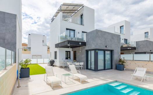 Villa in Los Altos – EE7596