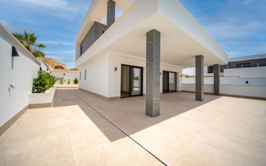 Villa in Ciudad Quesada – EE8012