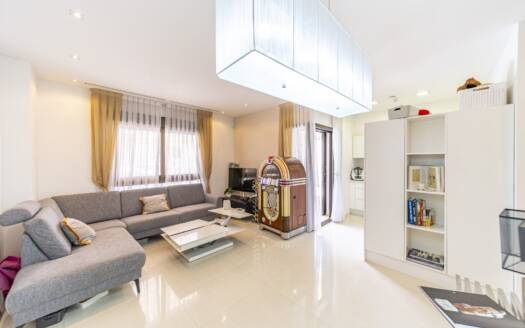 Appartement à Guardamar del Segura – EE8177